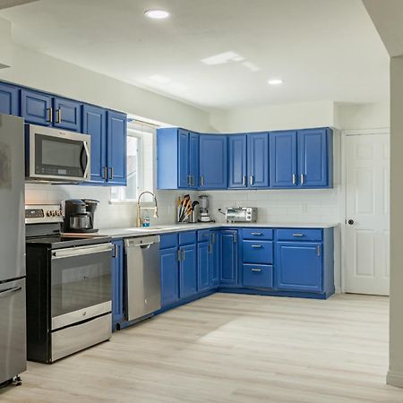 Roomy Home 5 Mins From Attractions Galveston Bagian luar foto