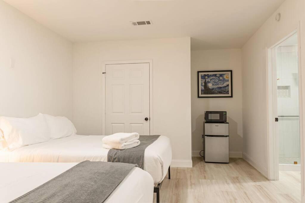 Roomy Home 5 Mins From Attractions Galveston Bagian luar foto